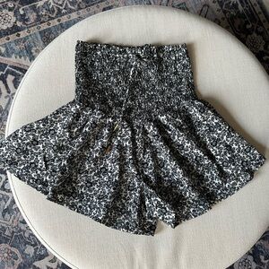 Bishop and Young skort purchased at Anthropologie. Black and white sz small